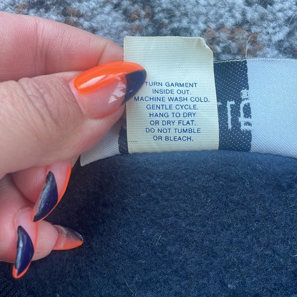 Cervelle Vintage Sweater and Pant Set Navy Gold XL - Picture 4 of 9